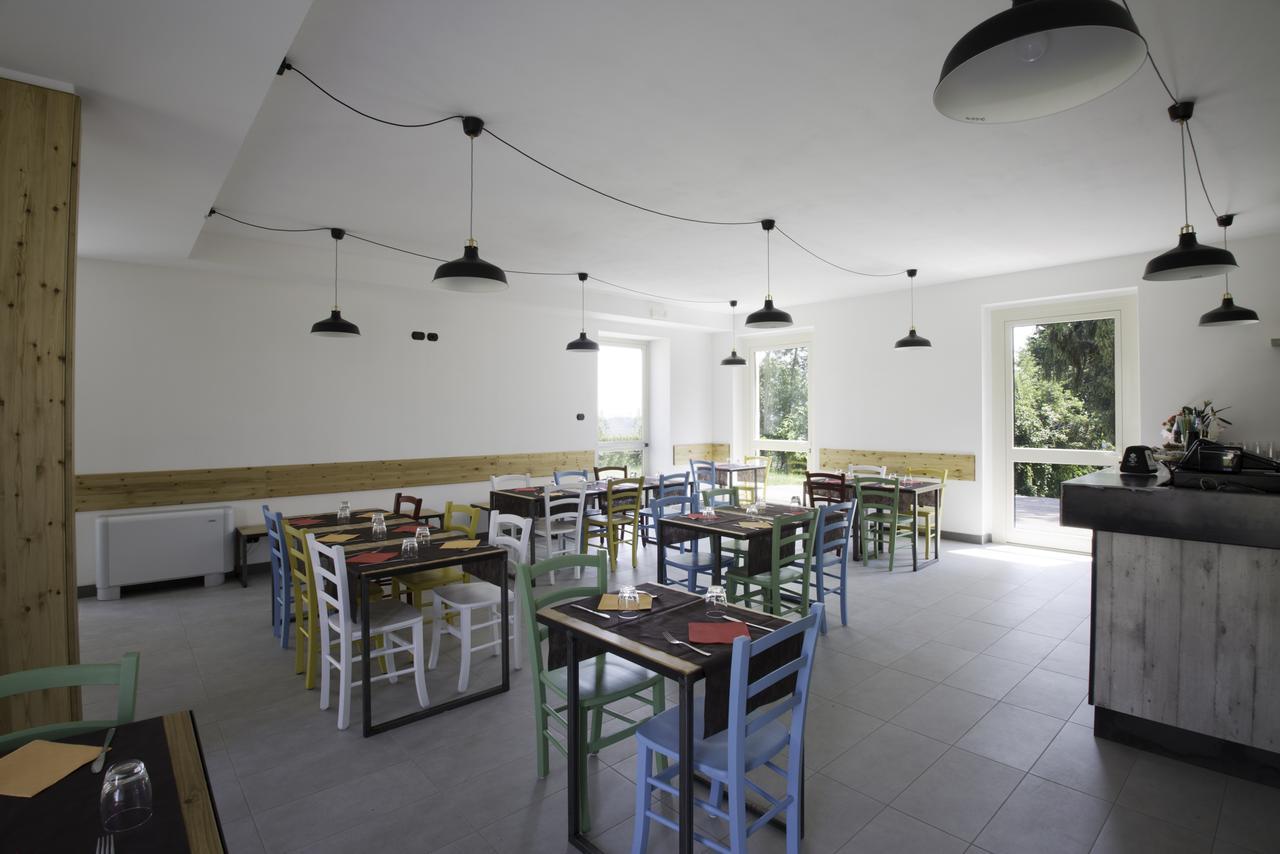 Cascina Monte Diviso Hostel Gallarate Exterior photo